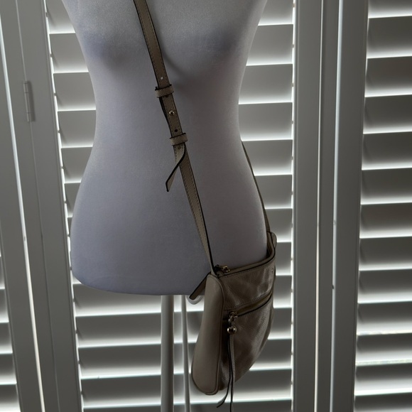Kate Spade Cross Body Purse in Beige - Picture 11 of 11
